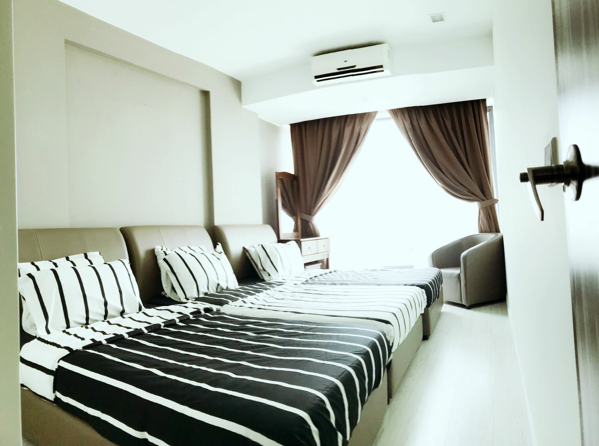 Ps04 @ Kk Privilege Sky Suite Kota Kinabalu Exterior photo